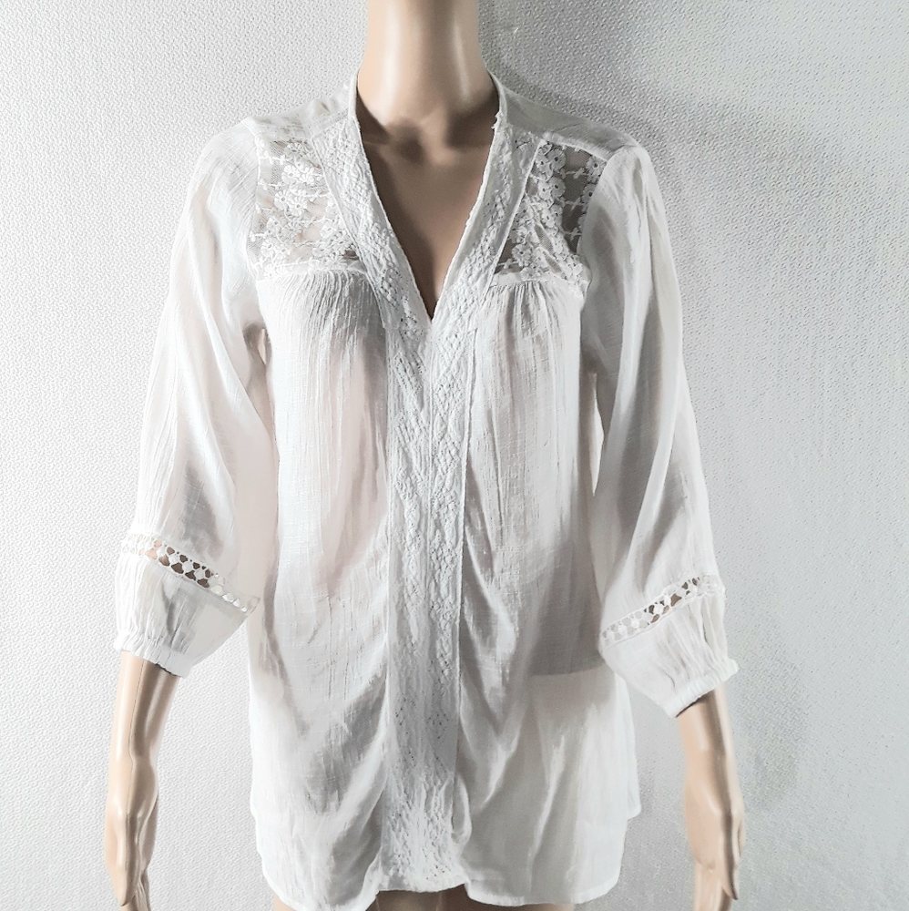 Carolyn Taylor white gauzy blouse size XL